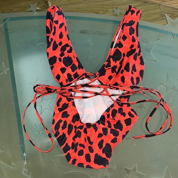 Pretty little thing one piece swim - Picture 1 of 4